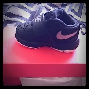 Nike boys